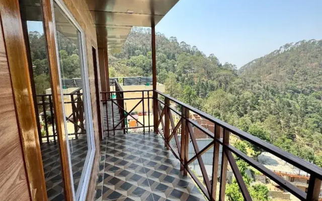 Goroomgo UK Homestay Nainital
