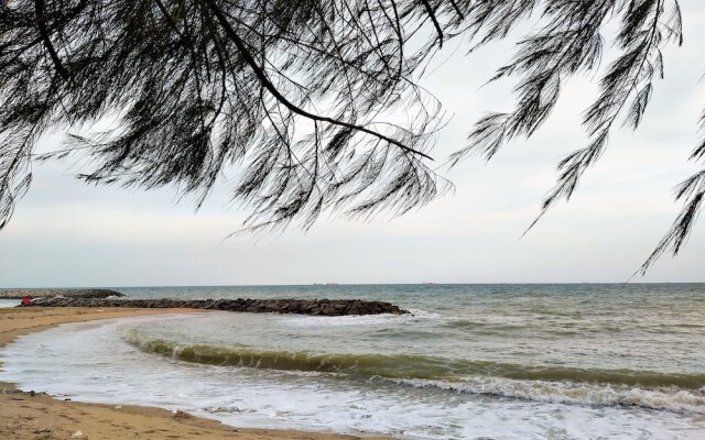 Gao Saengchan Beachfront