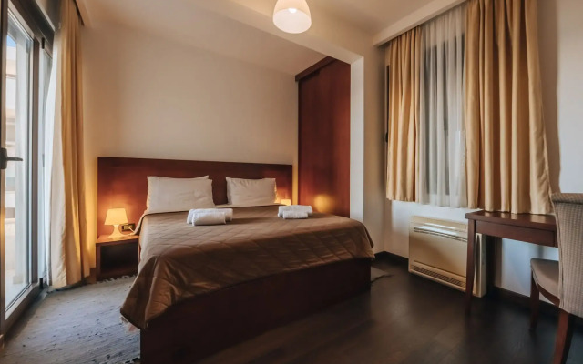 Apartments Kuce Lekovica snack bar- Bistro & Beach