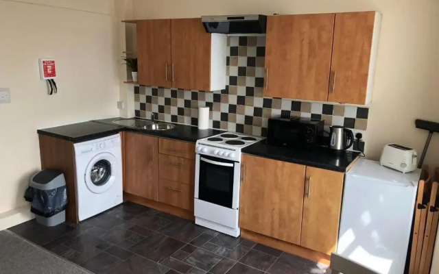 Comfy Stays Swansea Flat 3