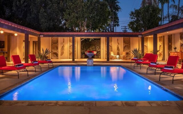 Villa Carmelita - The Sonny & Cher House