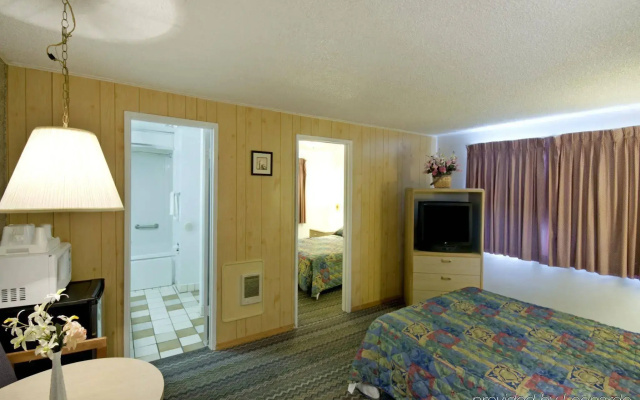 Studio 6 Eureka, CA – Old Town