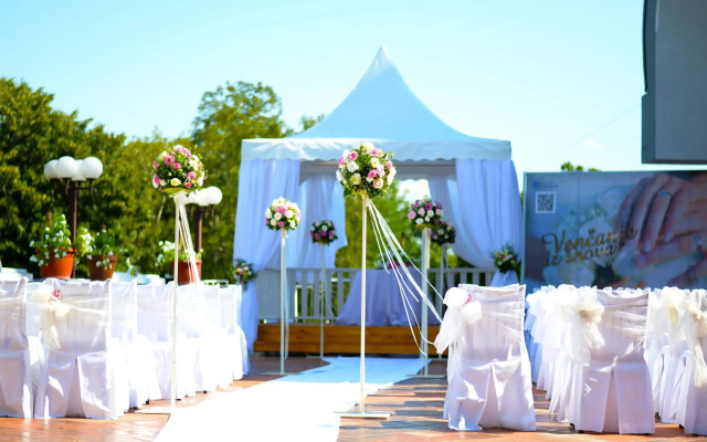 Petrus Hotel