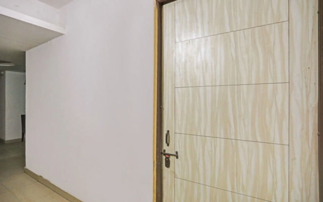 Collection O 82470 Hotel Rent Abode Aone Inn