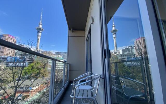 Luxury one bed in the heart of the CBD *FREE WIFI*