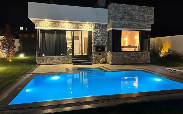 Sapanca Jowa House