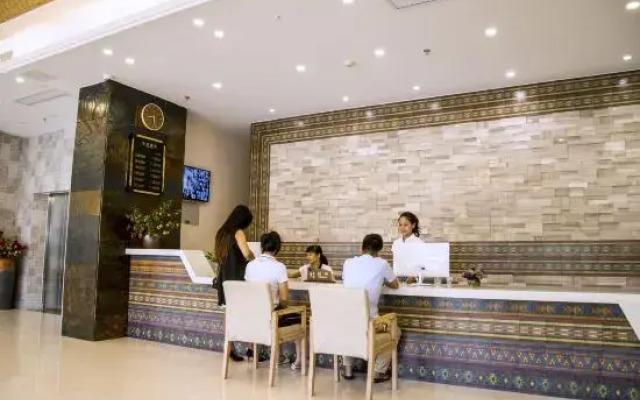 Sanyuesan Theme Hotel
