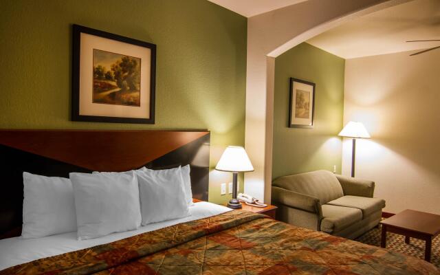 Clarion Inn & Suites Weatherford South