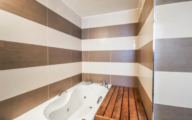 Hotel Rugo in Junghwasan-dong Jeonju