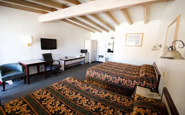 Trails Motel