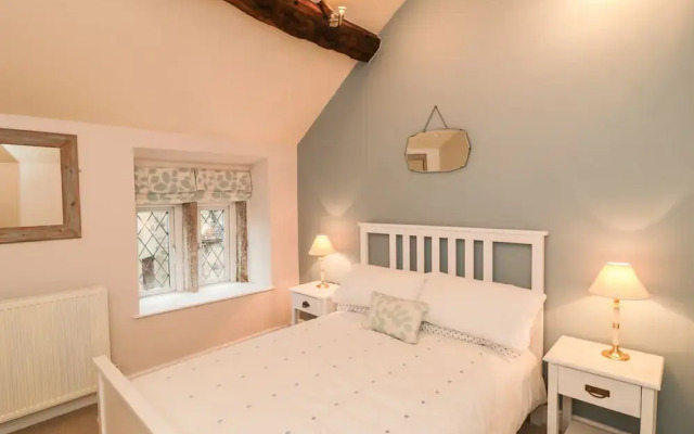3 Brookside Cottages