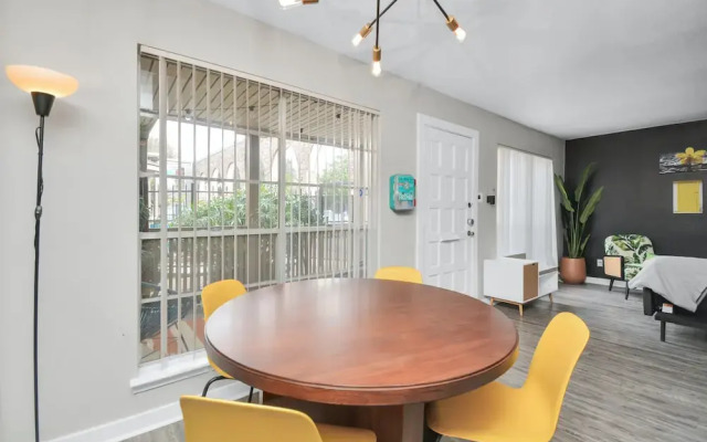 Tx Home Group - Uptown Galleria