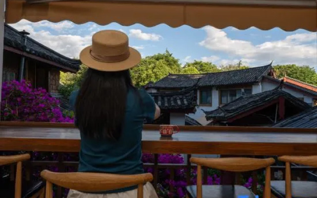 Miaoyuan · Shanqu Pavilion | Light Luxury Garden Accommodation (Lijiang Ancient City South Gate )