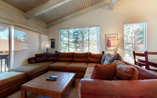 Mammoth West #115 Condo