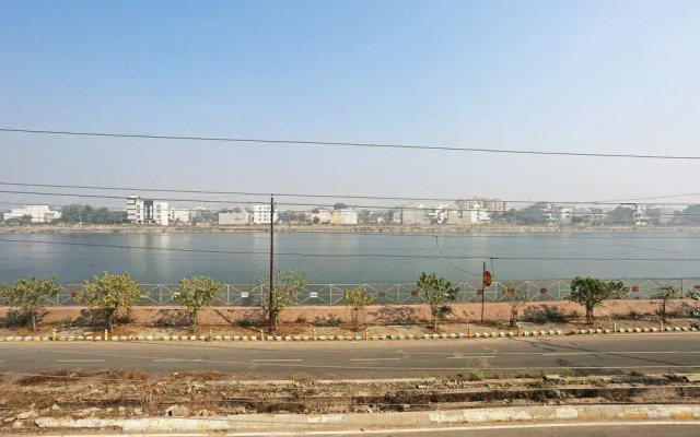 OYO 11046 Lake View Stay