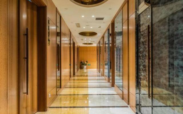 Jinling Lakeview Hotel