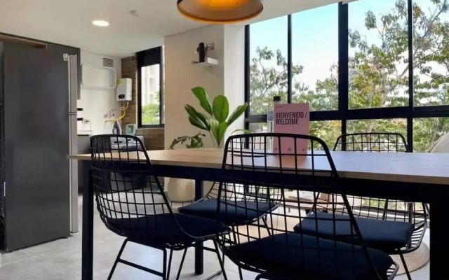 w Elegant 2BR in Laureles