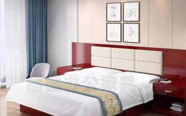 Luojing Business Hotel