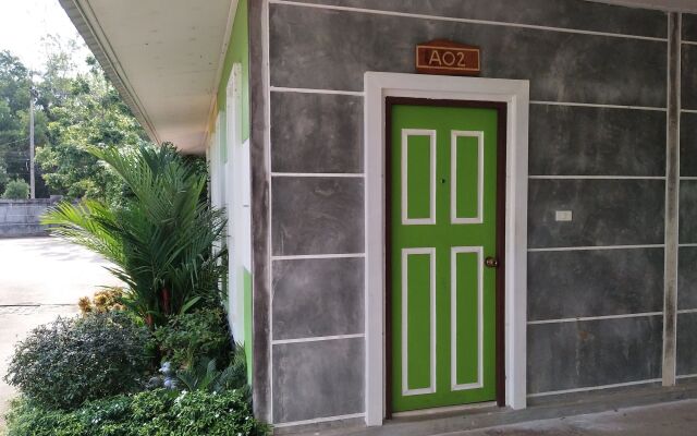The Colour Hotel