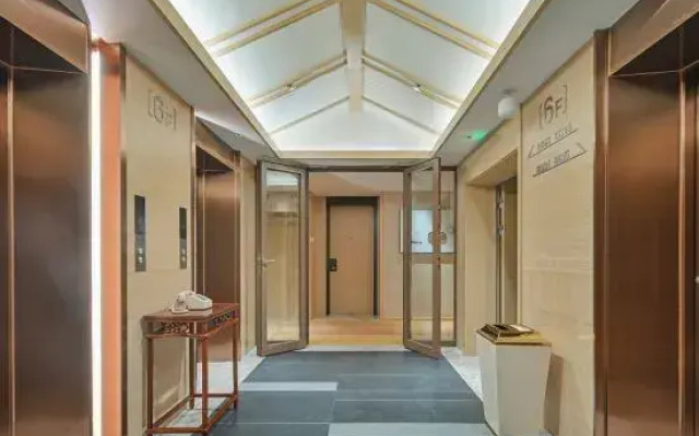 Hidden Hotel