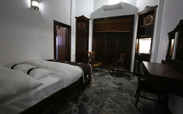 Castle palace kandy