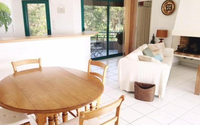 Appartement Cavalaire-sur-Mer, 3 pièces, 4 personnes - FR-1-100-172