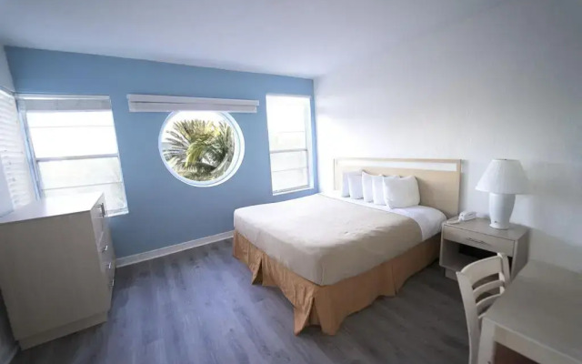 Ocean Surf Hotel
