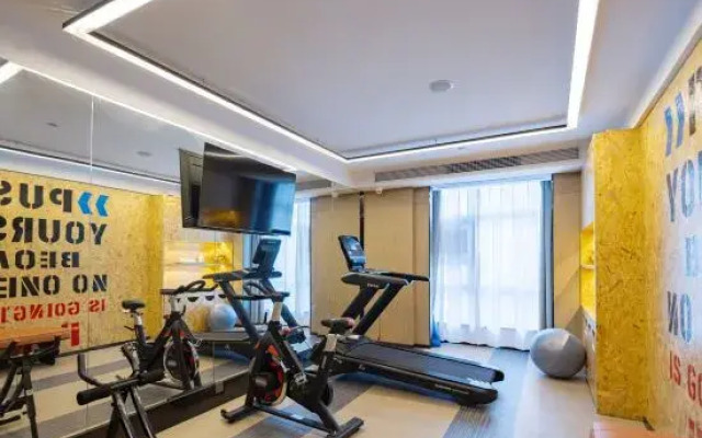 Echarm Hotel (Fuyang Yingzhou Wanda Plaza)