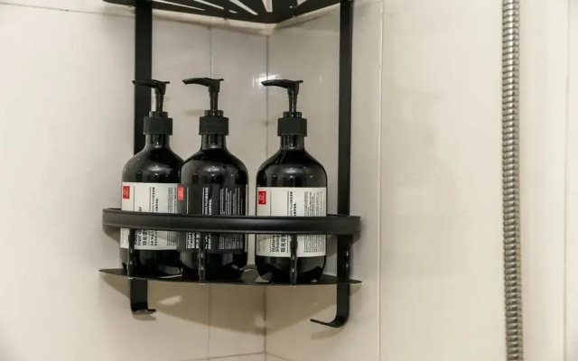 Locals Boutique Apartment Huafa Plaza 29