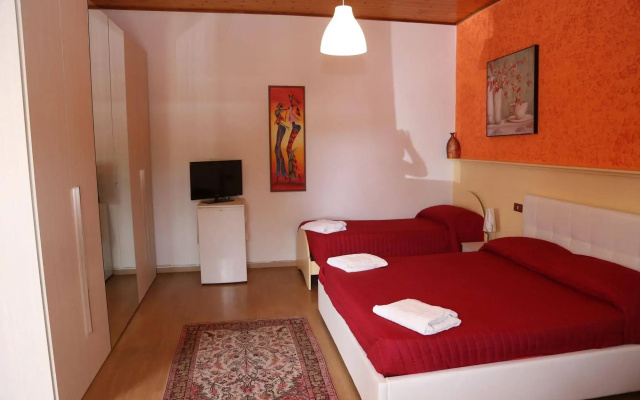 Hotel Company