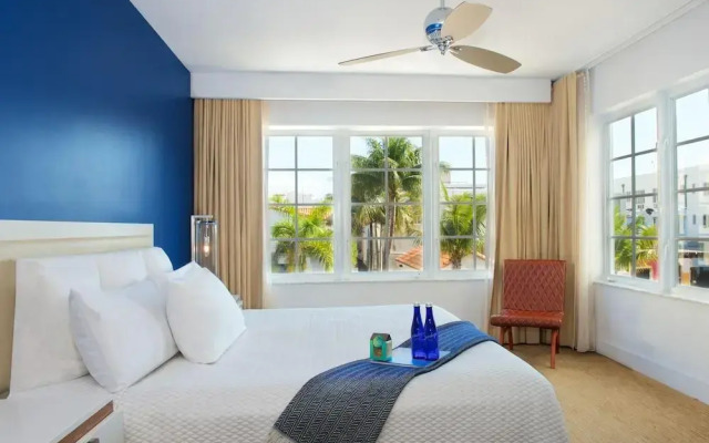 Blue Moon Hotel, Autograph Collection