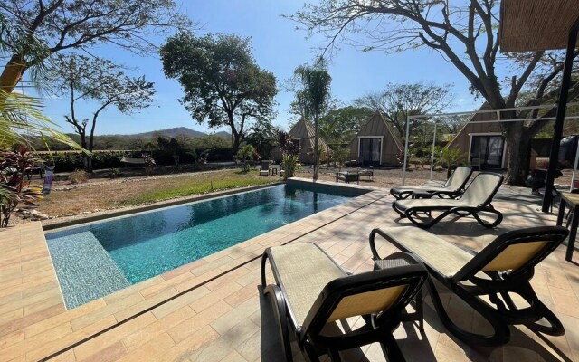 Pyramid Lodge Tamarindo Akhenaton