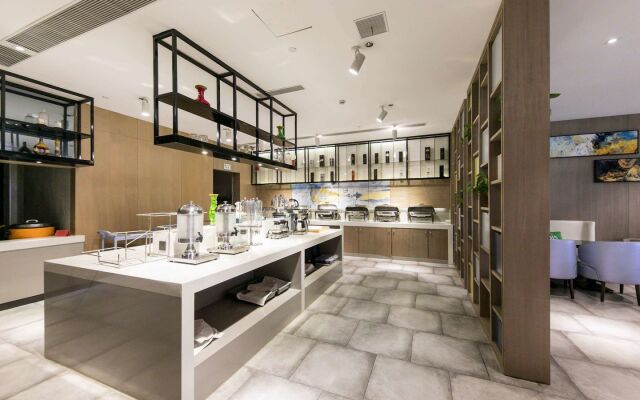 Ibis Styles Shanghai Hongqiao Airport