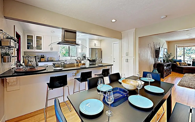 456 5th Street West Home