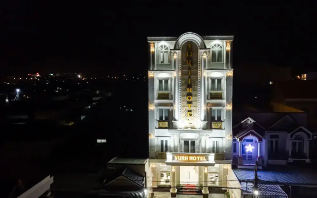 Yurii Hotel