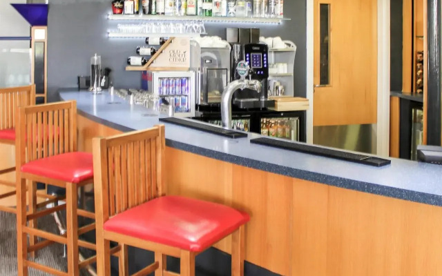 ibis Cardiff Gate - International Business Park