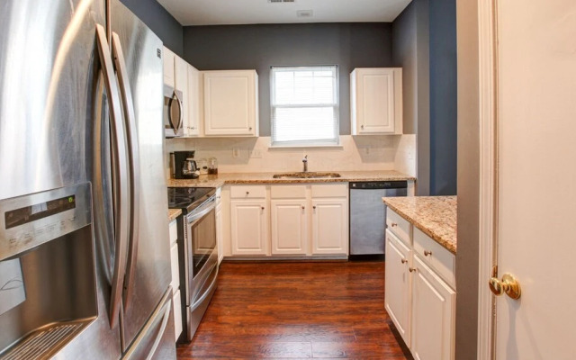 4 Bedroom, Parkside Terrace Lane