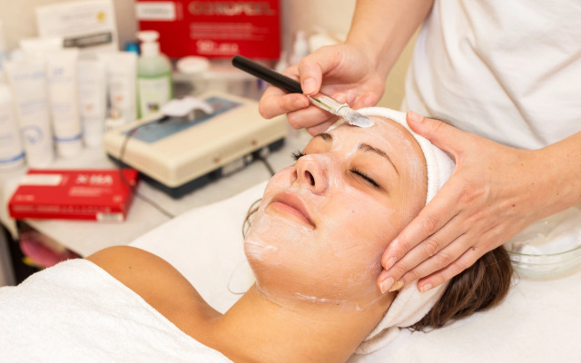 Saint George Hotel & Medical Spa