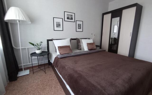 Апартаменты на улице 9 Января 233Б