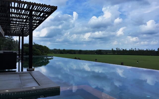 The Farmhouse at Polo Escape