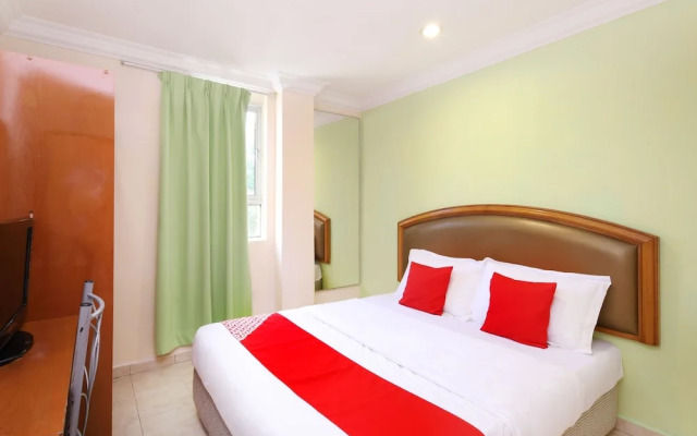 OYO 775 Hotel Sahara Inn