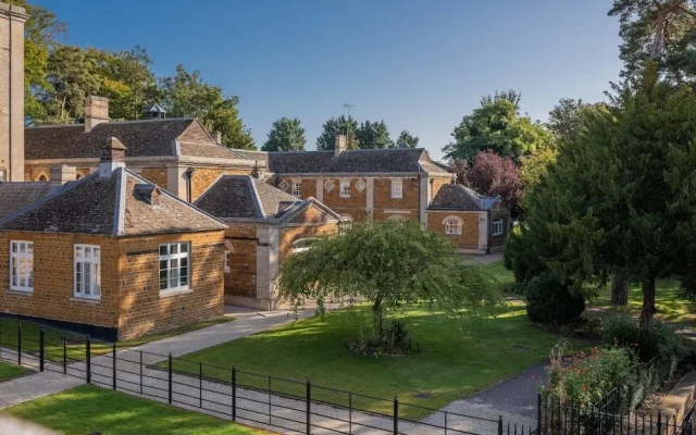 Rushton Hall Hotel & SPA