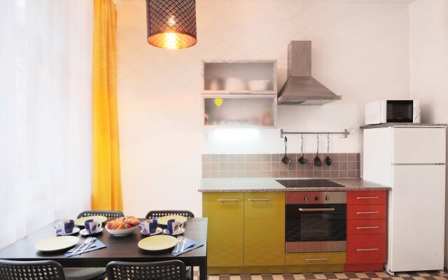 City Center Apartment for 7 people walking distance to Old Town by easyBNB