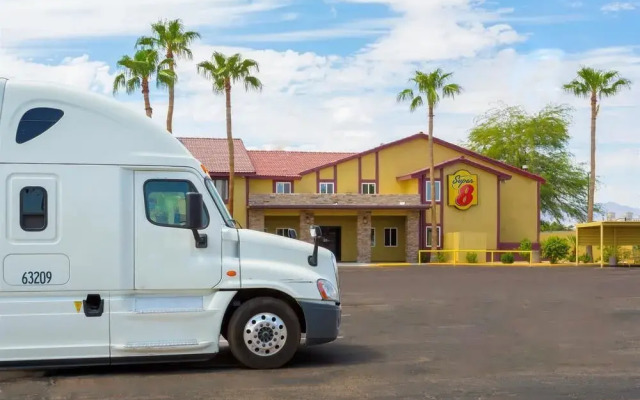 Super 8 Goodyear/Phoenix Area
