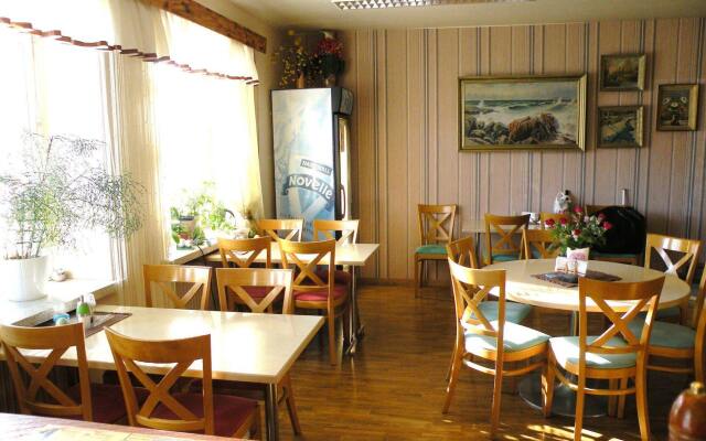 B&B Retro - Guesthouse Kupittaa