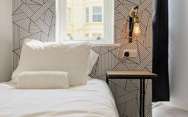 INNit Rooms - SaltWater Guest House