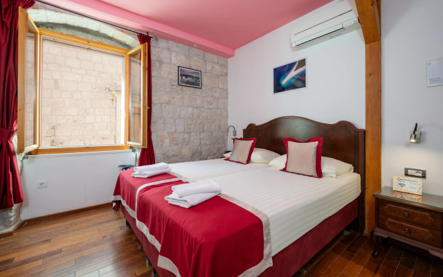 Heritage Hotel Tragos