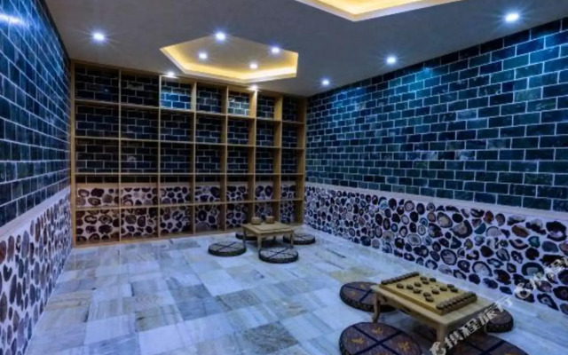Baye 3000m Hot Spring Hotel