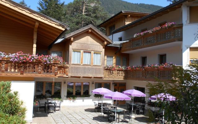 Chalet Hotel Diamant