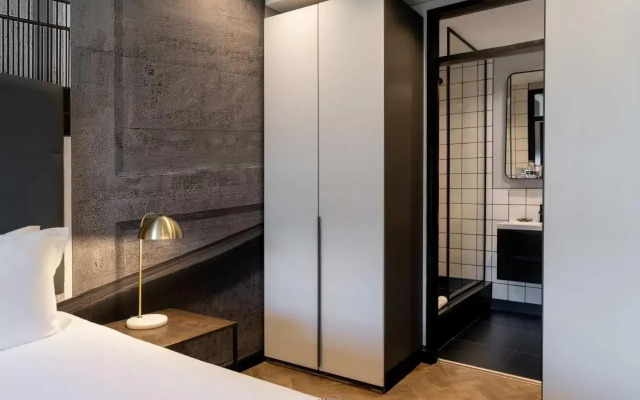 The Onyx Apartment Hotel by NEWMARK